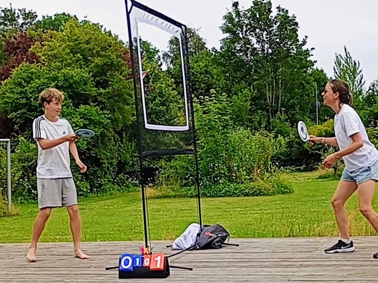 Sommerstemning med Nordic Batgame i haven
